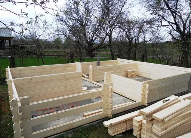 Constructia unei case din lemn pas cu pas si rapid