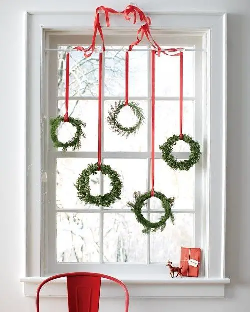 decorarea geamurilor de craciun Christmas window design ideas 5