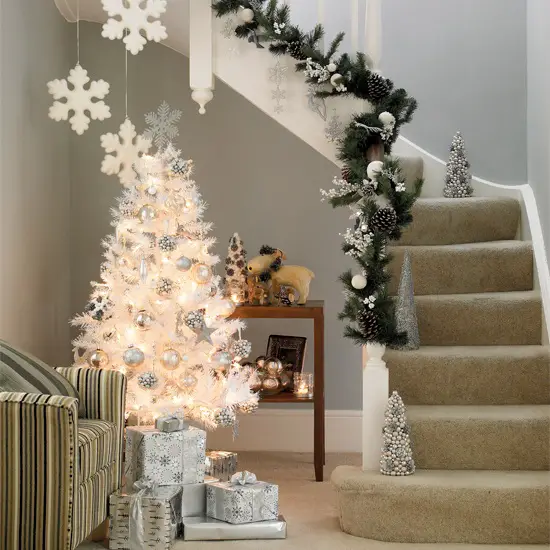 decoratiuni din crengi de brad Christmas fir branches decorations