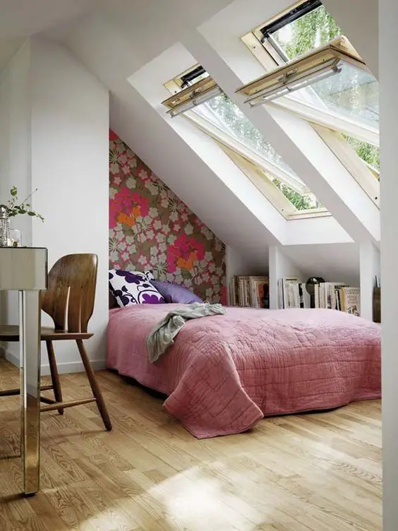 amenajarea unei mansarde mici small attic room design ideas 1