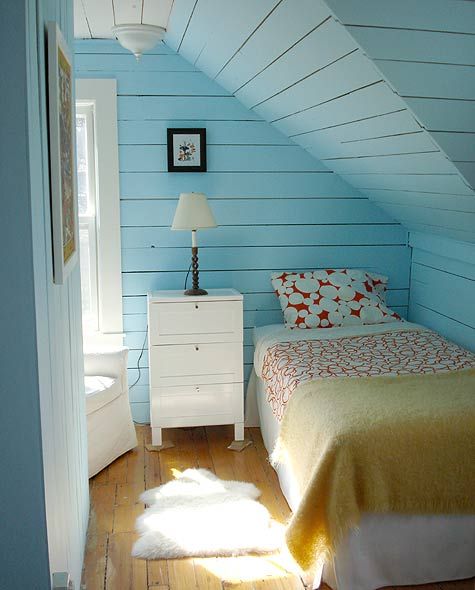 amenajarea unei mansarde mici small attic room design ideas 14