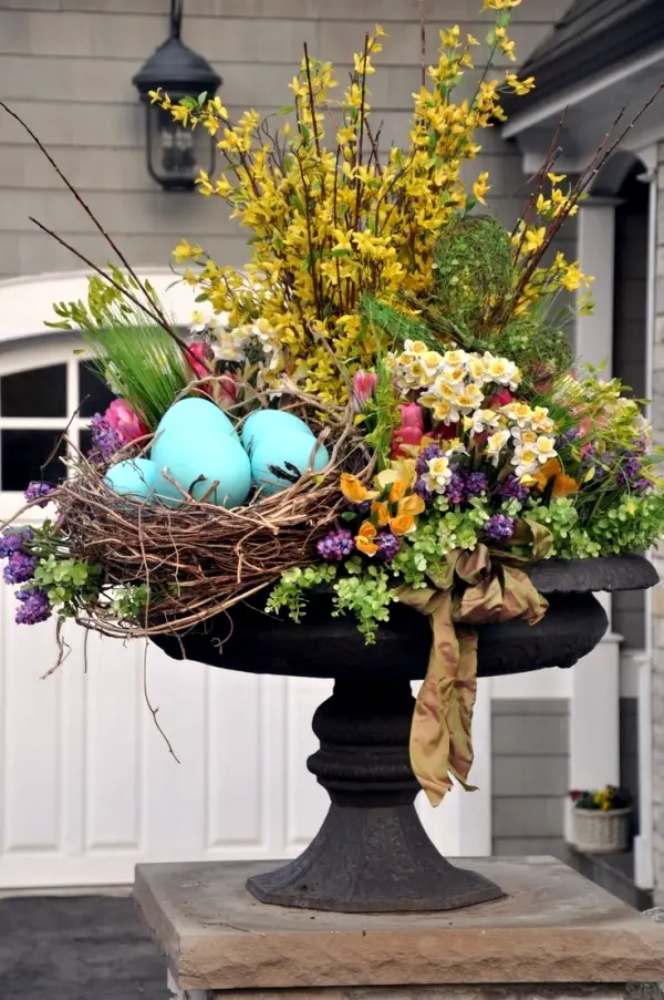 decoratiuni de paste in gradina Outdoor Easter decorations 5