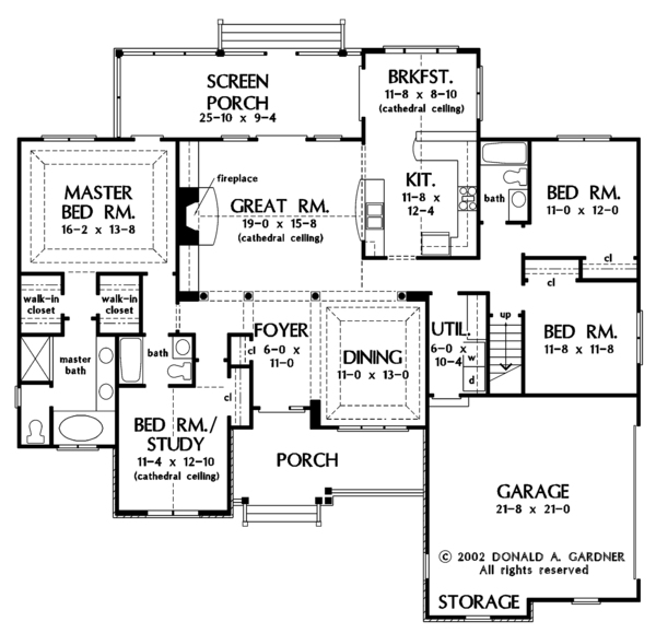 Plan: houseplans.com/DONALD A. GARDNER ARCHITECTS