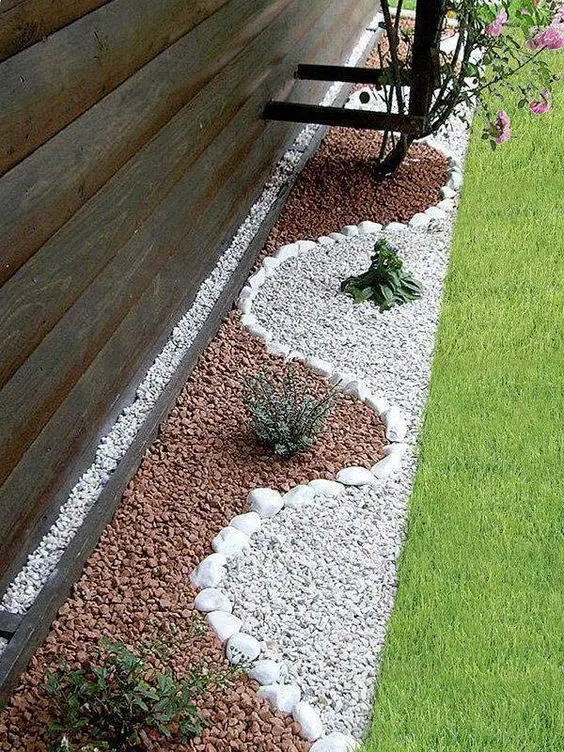 amenajarea gradinii cu pietris Pebble garden decoration ideas 4