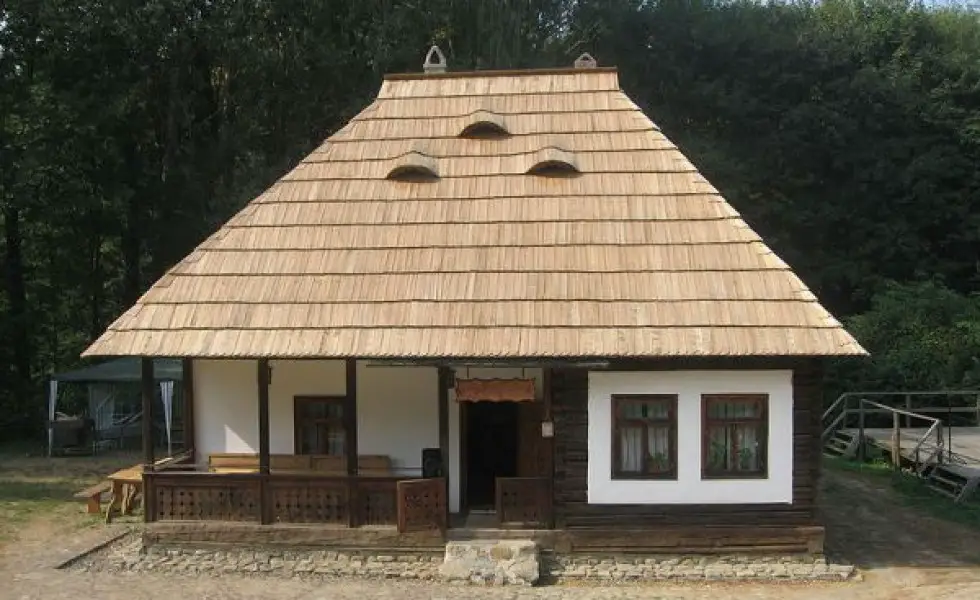 casa traditionala romaneasca sibiu 3 camere