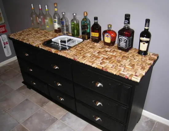 Wine cork DIY decorating projects for home