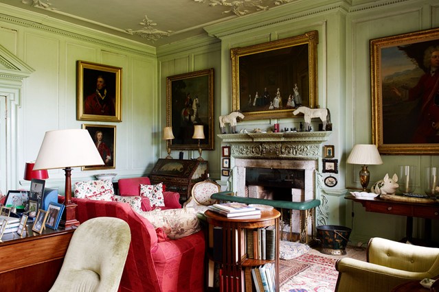 English style interior design at home