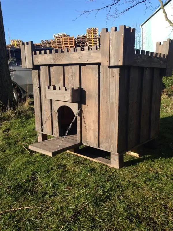 construirea unei custi de caine how to build a dog house with pallets 5