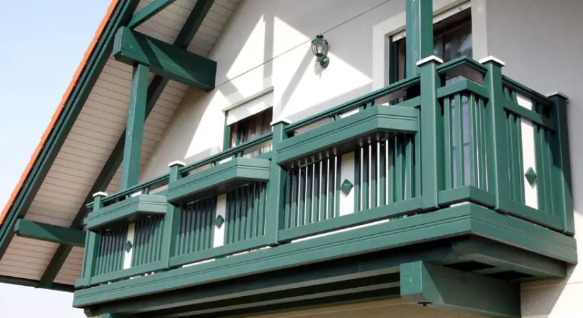 Wood balcony design ideas for homes