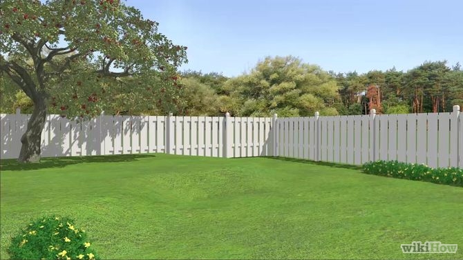 How to build a wood fence at home