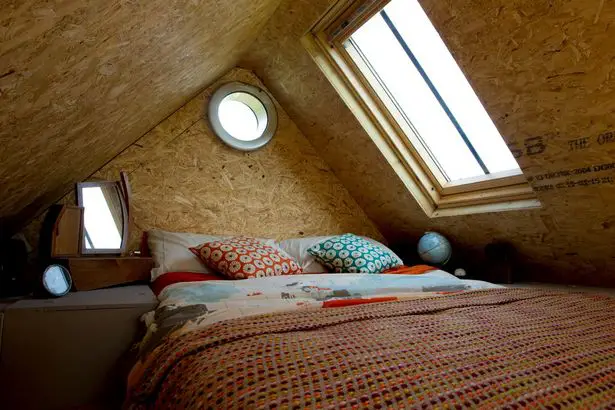 The 1,000 pounds tiny house in England