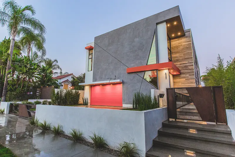 The angular house in Hollywood