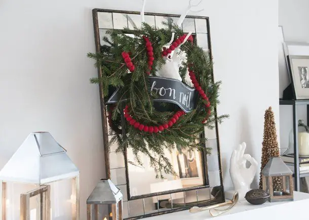 Christmas decorations for small spaces at home
