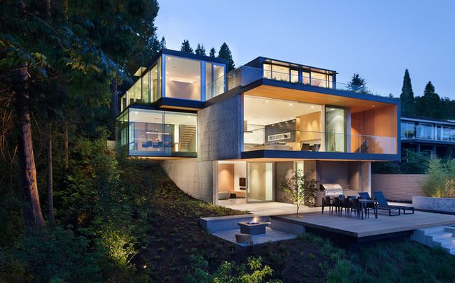 Glass wall houses are elegant