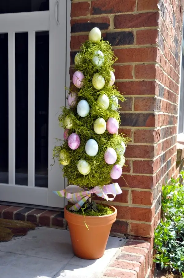 decoratiuni de paste in gradina Outdoor Easter decorations 10