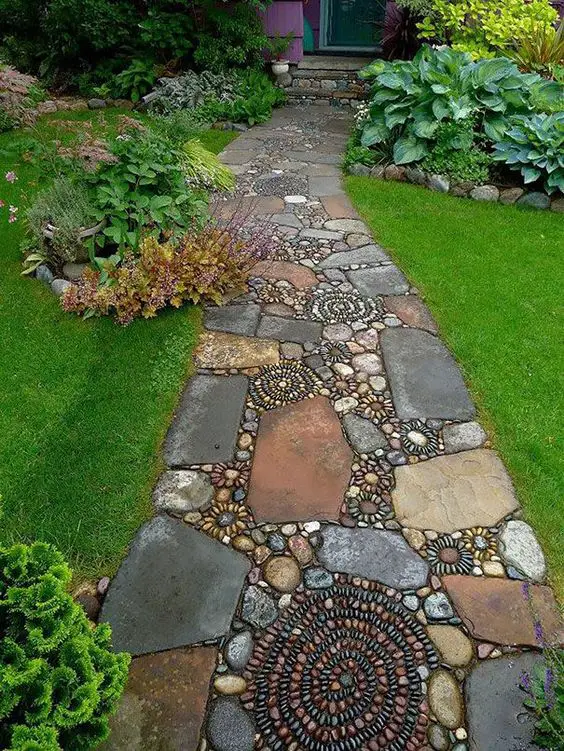 amenajarea gradinii cu pietris Pebble garden decoration ideas 3