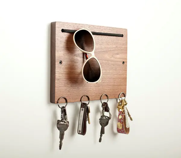 cabbage Red accessories 20 DIY Key Holders & Racks For Your Home