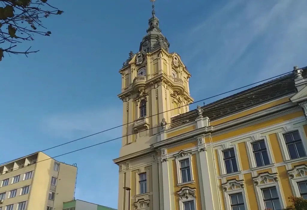 cele mai vechi clădiri din Cluj-Napoca Palatul Primăriei